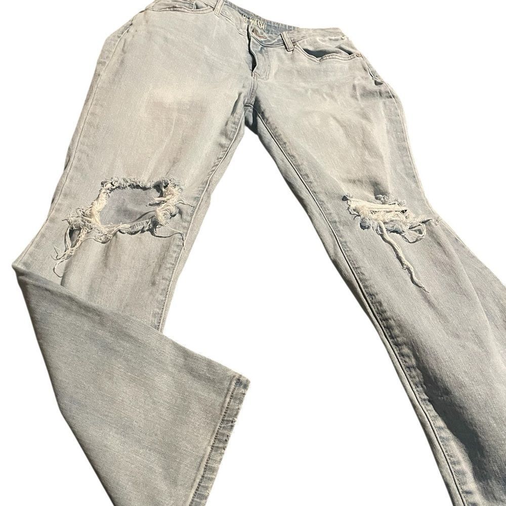 Rewash Distressed Lt Blue Women Jeans size 7 (28) mid rise excellent condition